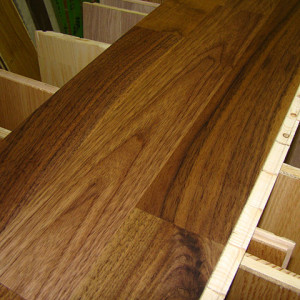 Engineered Hardwood Vs Laminate Flooring